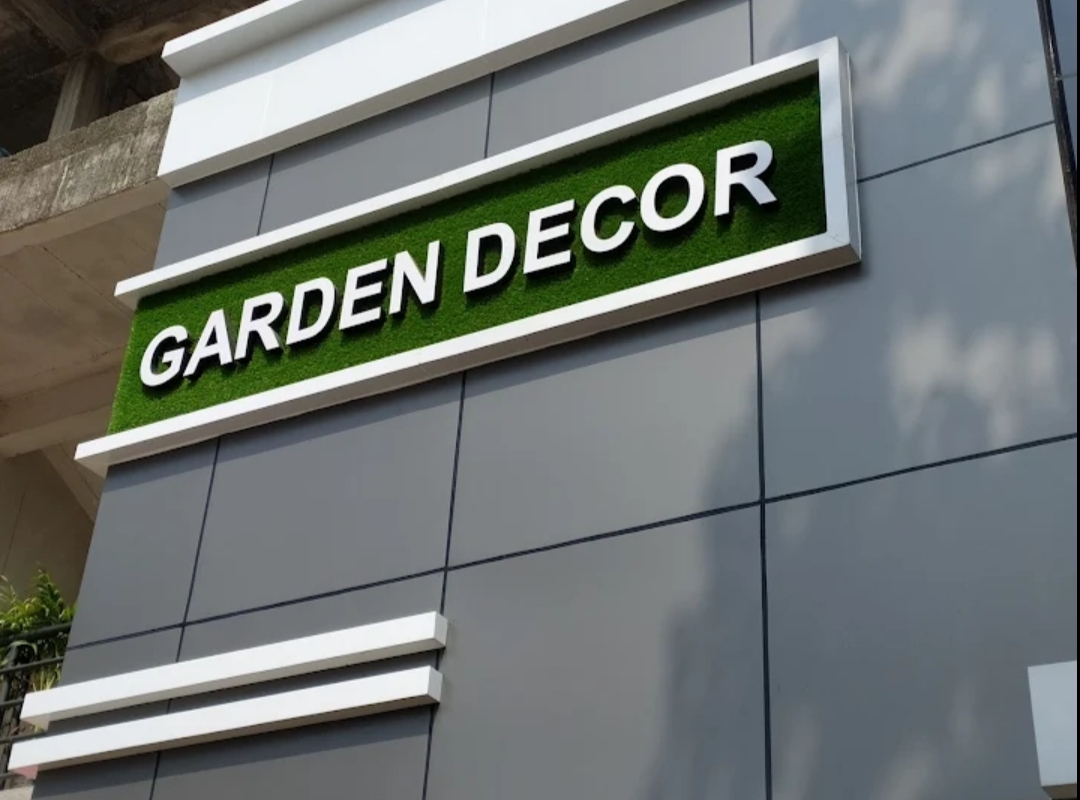 Garden Decor